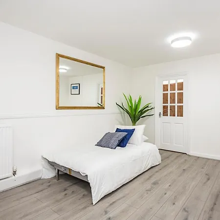 Apartment Hillsquare Residences - Tufnell Court At Victoria Park