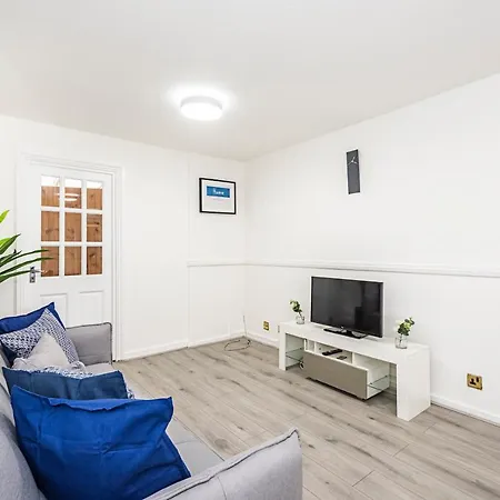 Hillsquare Residences - Tufnell Court At Victoria Park Apartment London