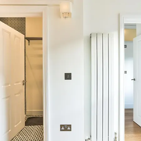 The Secret Corner Of Notting Hill *