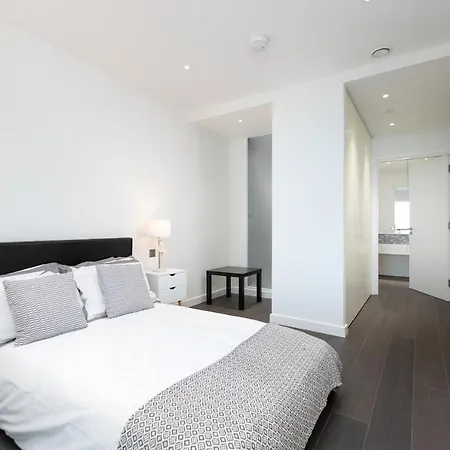 Apartment Greenwich Luxury O2