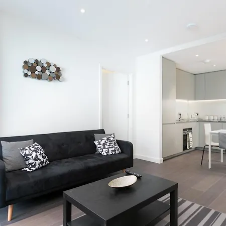 Greenwich Luxury O2 London