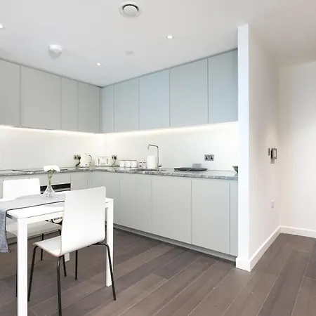 Apartment Greenwich Luxury O2 *