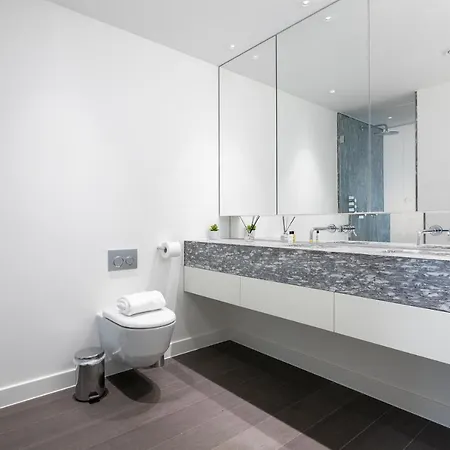 Apartment Greenwich Luxury O2