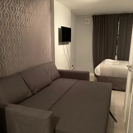 Lejlighedshotel Holland Rd Service Studio London