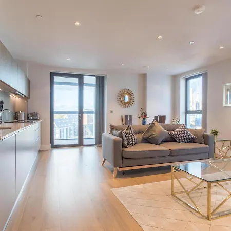 Battersea 2bed With A Balcony Apartment London