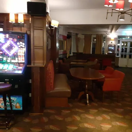 The Airman Inn Feltham