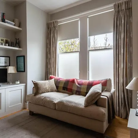 Apartment Bright Family Close To Wandsworth Common *
