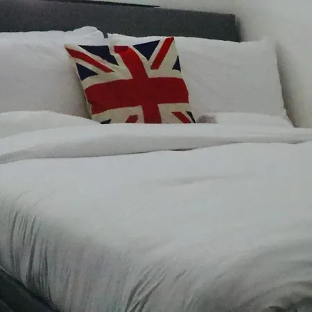 Luxury Near Wembley Stadium, Wembley Arena, Designer Outlet * London