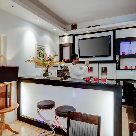 Admiral At Park Avenue 3* London