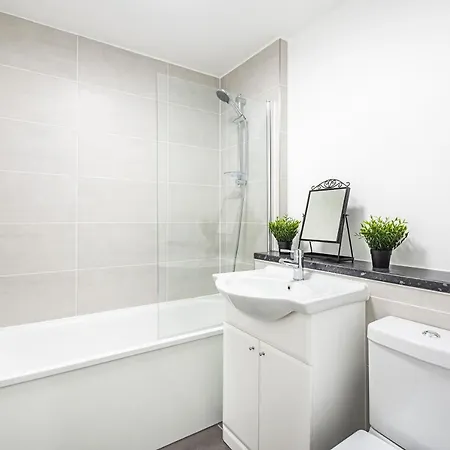 Hillsquare Residences - Tufnell Court At Victoria Park Apartment