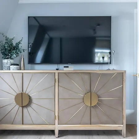 Elysian House - Kensington Serviced Apartment *