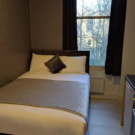 Lejlighedshotel Holland Rd Service Studio London