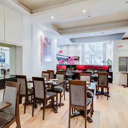 Admiral At Park Avenue 3* London