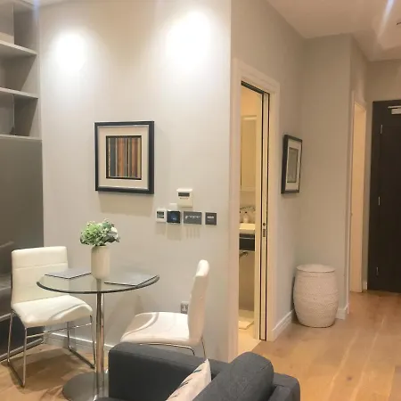 Apartment Trafalgar Luxury London