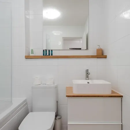 Guestready - Lovely 2br Near Wimbledon * London