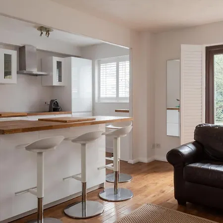 Guestready - Lovely 2br Near Wimbledon *