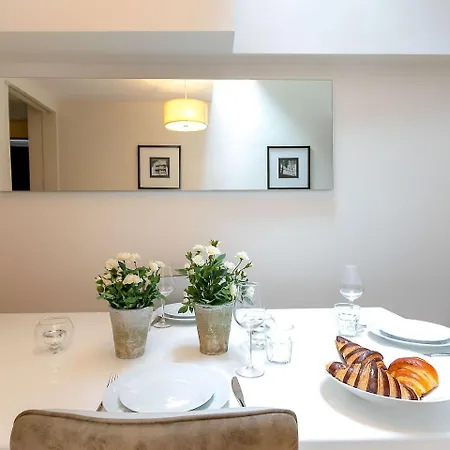 Hotel D Arblay Street 4*