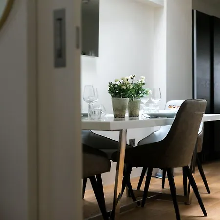 Hotel D Arblay Street 4*