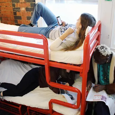 The Dictionary Hostel, Shoreditch, Londra