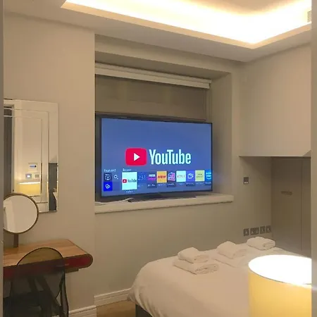 Trafalgar Luxury Apartment London
