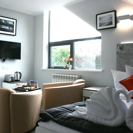 Westciti Caroco Hotel 4*
