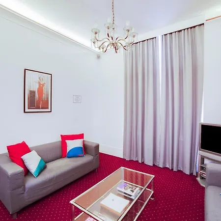Hotel St George's Londýn