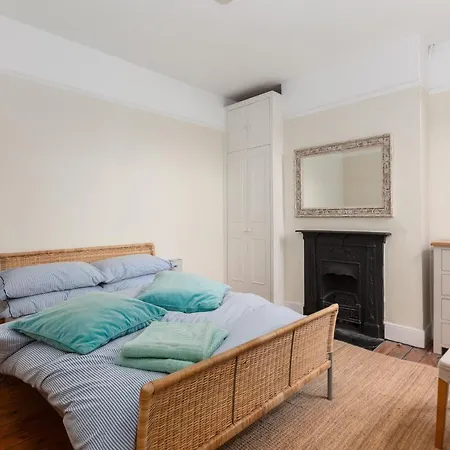 Wix's Lane Apartment London