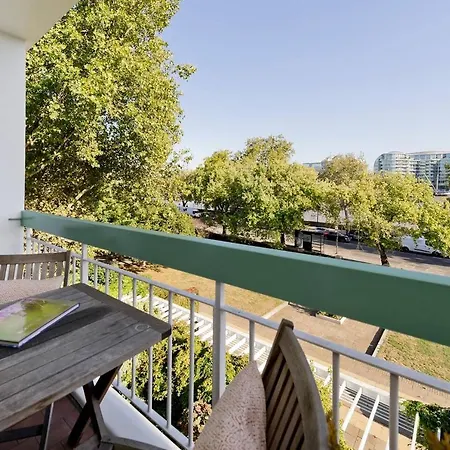 Apartment Bright 2-bed In Fashionable Chelsea London