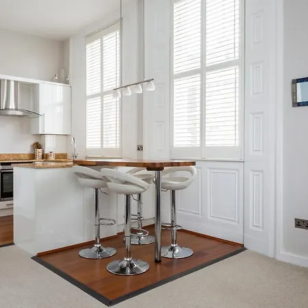 Calthorpe Street Ii By Onefinestay London