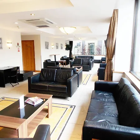 - Wembley International Hotel Londen
