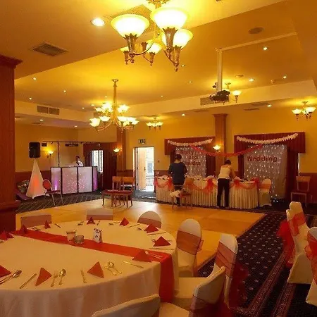 - Wembley International Hotel