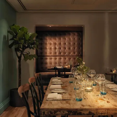 Radisson Blu Hotel, South Kensington - Formerly Vanderbilt Hotel London