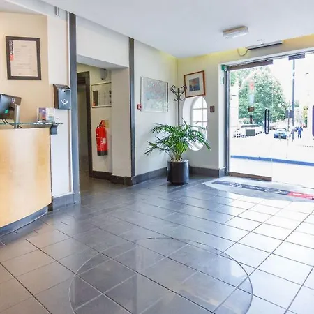 La Reserve Otel