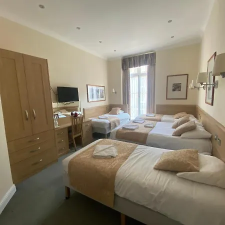 Belvedere Hotel 2*
