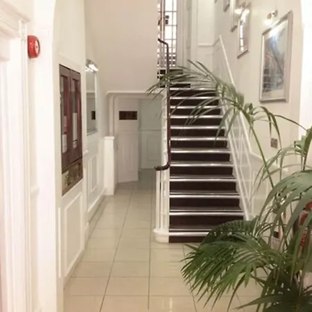 伦敦洲际酒店 酒店 2*