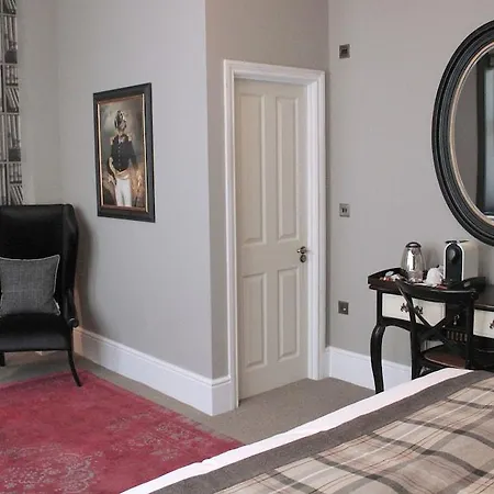 Gasthuis The Grafton Arms Pub & 4*