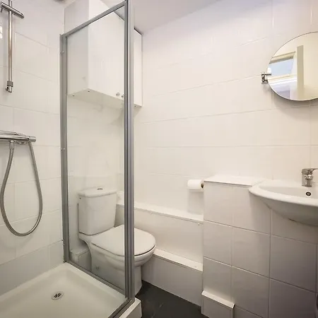 Lse Rosebery Hall Apartment London