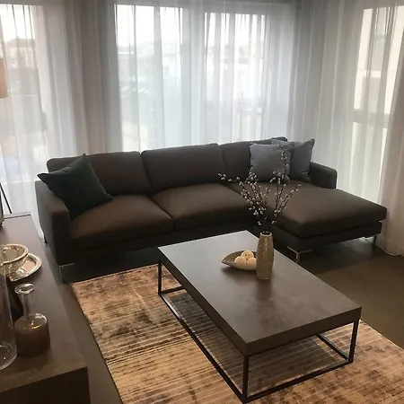 Loder Kings Cross Hotel 4*