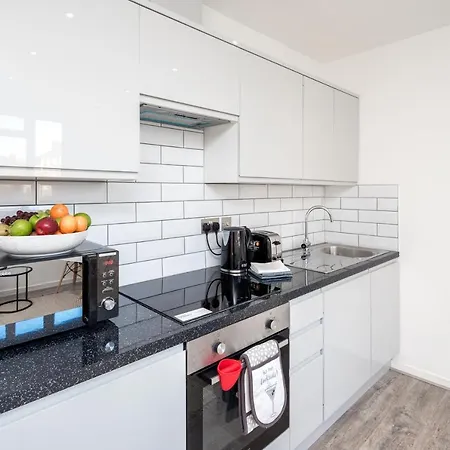 Skyline Serviced - Vauxhall Apartment *